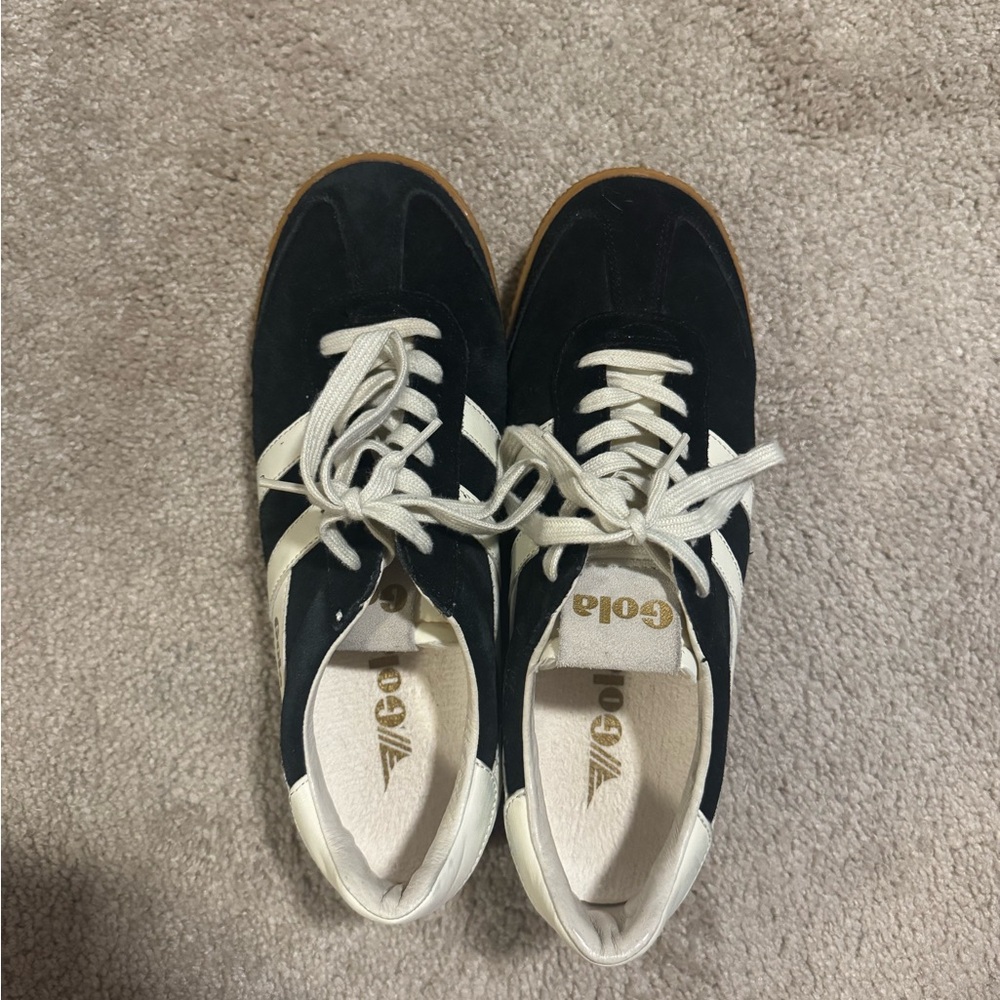 Gola Classic Black and Cream Trainers
